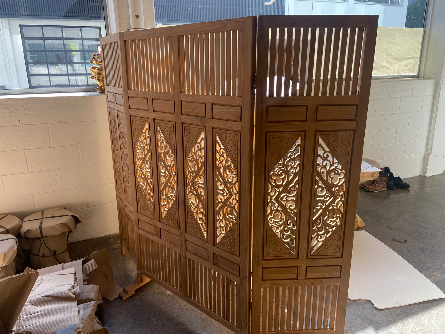 Beautiful Teak Screen Divider