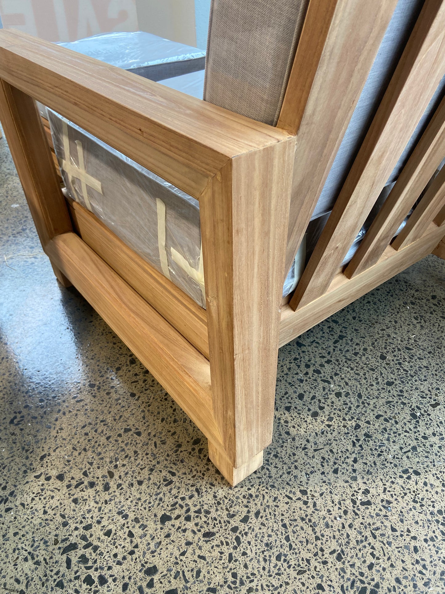 Fully Deep Seat Outdoor 5pc Set, Quick Dry Foam,Thicker Solid Teak Frame and Construction.