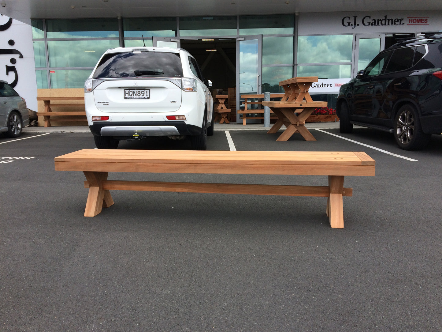 Bench 2200mm exclusively available