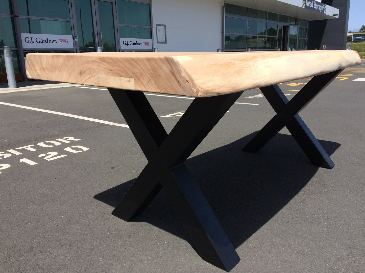 Super chunky Slab table, tree trunk