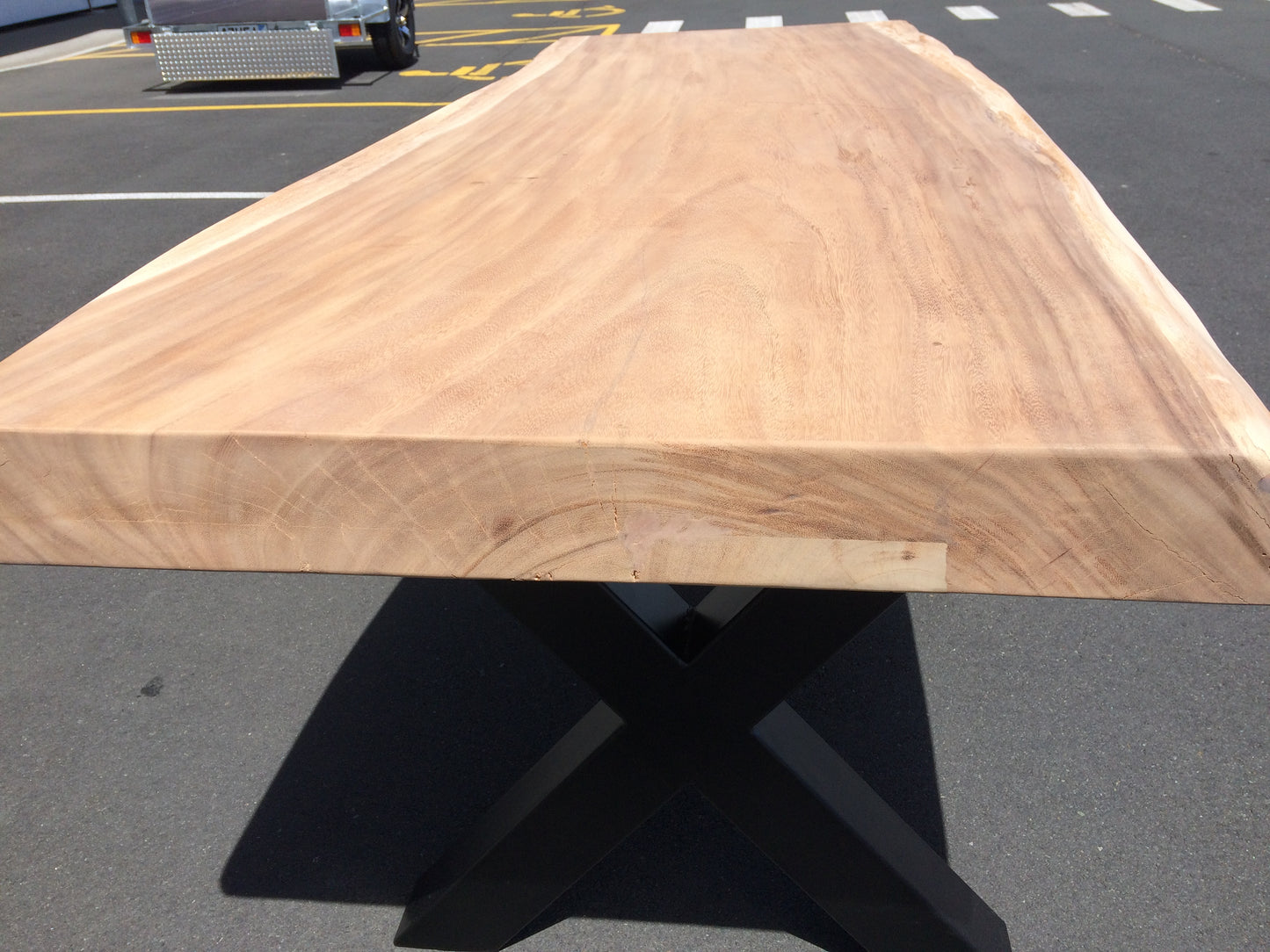 Super chunky Slab table, tree trunk